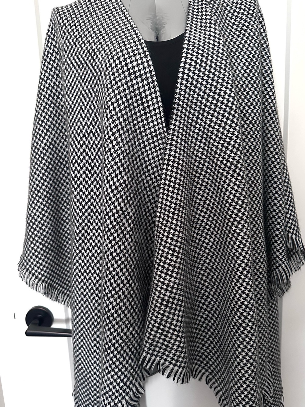 2 for $20 Simons Black and White Houndstooth Knit Poncho
